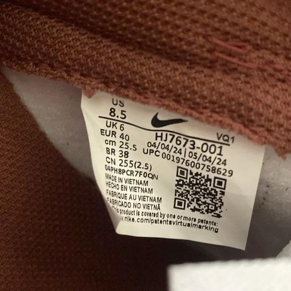 Nike | NWT Nike Dunk Low - Picture 9 of 11